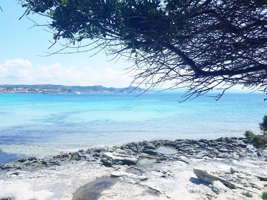 B&B Unique Art Santa Teresa Gallura Eksteriør billede